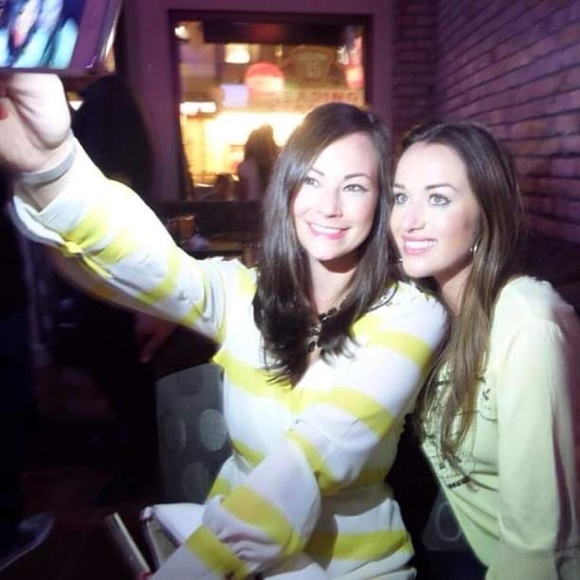 Meet your Posher, Megan - Picture 3 of 4